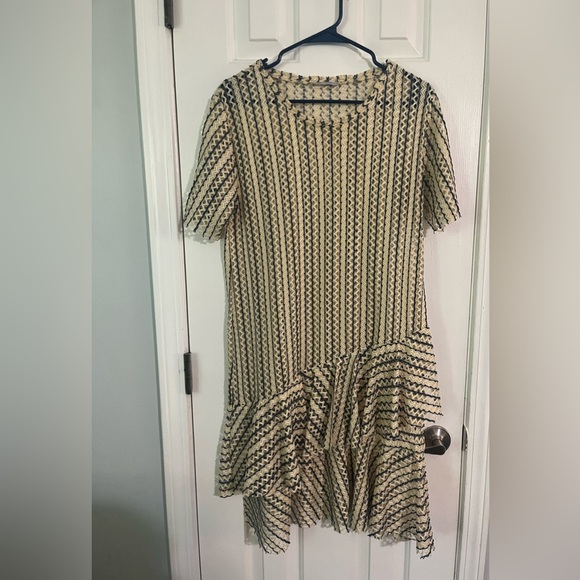 Zara Dress Womens Medium W B Collection Blue Tan Striped Ruffle Short sleeve - Picture 3 of 5